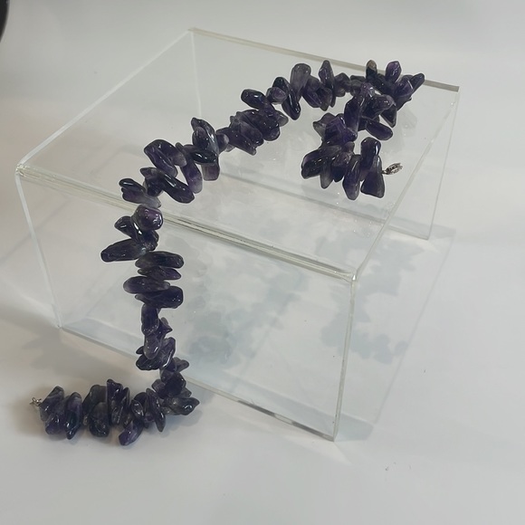 chunky Nauruan Amethyst necklace with Sterling silver clasp - Picture 6 of 10